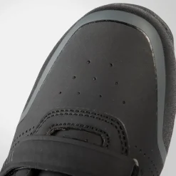 Hummvee Clipless Shoes