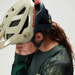 MT500 Mips® Helmet