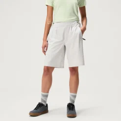Women's SulTrac Pull-On 10in Shorts