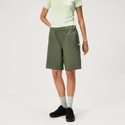 Women's SulTrac Pull-On 10in Shorts